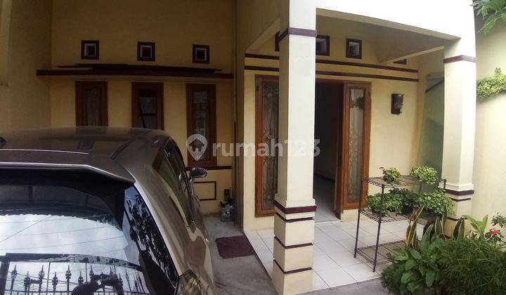 Rumah Bagus Siap Huni SHM di Taman Holis Indah 1