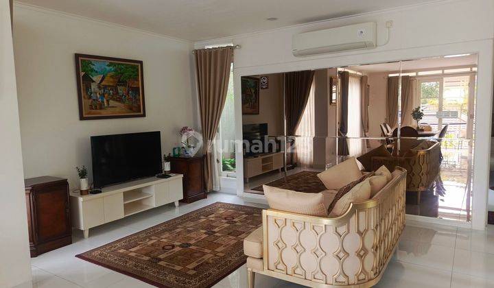 Rumah 3 Lantai SHM Bagus Full Furnished di Ciumbuleiut Bandung 1