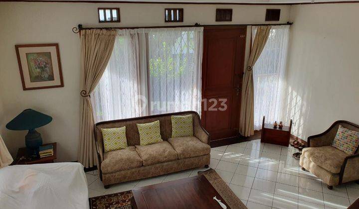 Rumah SHM Bagus Furnished di Dago Bandung 1