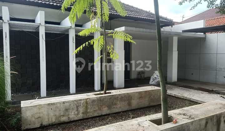 Disewa Rumah Strategis Siap Huni di Turangga Bandung 1