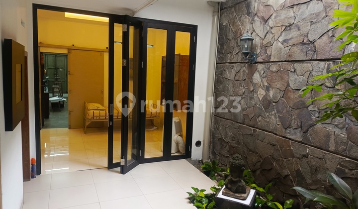 Strategic and Profitable Shophouse in the Center of Bandung City 2