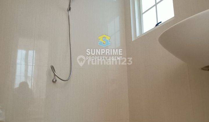kamar mandi brand new camden house rumah