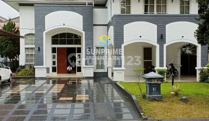 For Sale Luxury House in Taman Beverly Golf, Lippo Karawaci with Golf View For Sale Luxury House in Taman Beverly Golf, Lippo Karawaci with Golf View