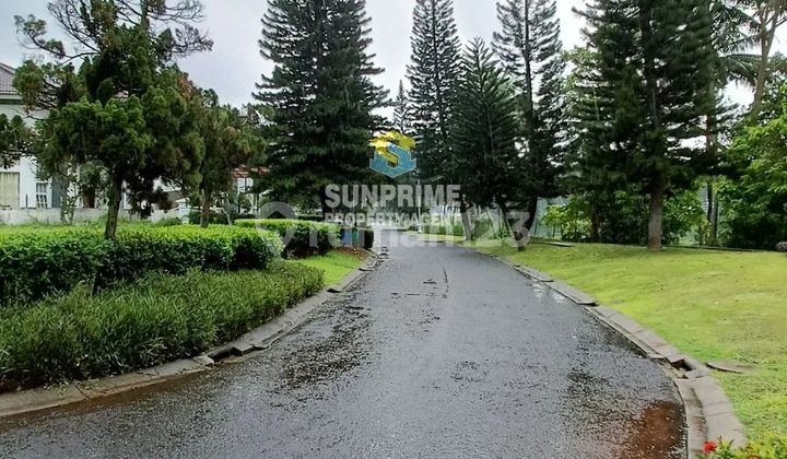 Dijual Rumah Lux a di Taman Beverly Golf, Lippo Karawaci View Golf 2