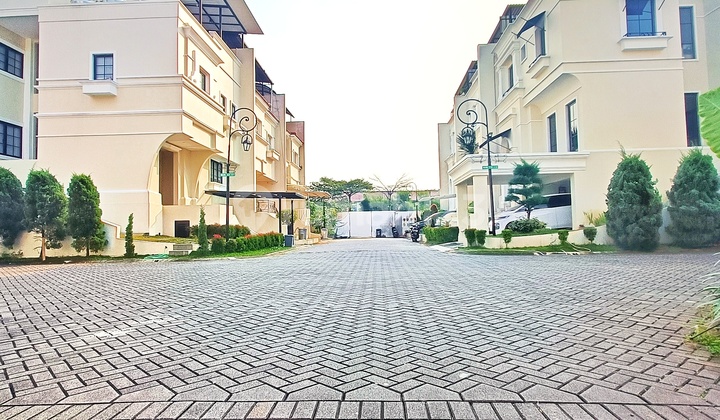 Dijaul Cepat Brand New Camden House