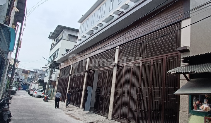Dijual Rumah Baru 4 Lanti Di Jelambar Ada 3 Unit 2