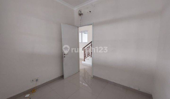 Disewa Rumah Murah Cluster Laseine L6 Dekat Mall di Jakarta Garden City 030 2