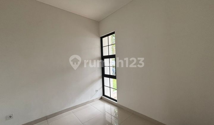 Jual Rumah Hook Mewah Maison De Wisteria Metland Menteng - Tipe Attic + Sky Balcony! (015) 2