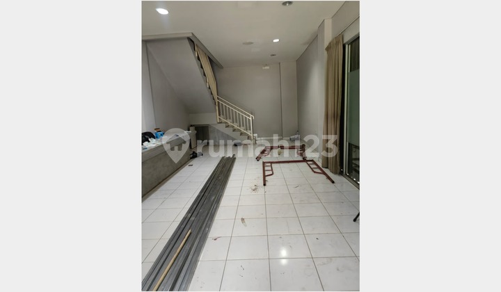 FOR SALE: Corner Shop House 3 Floors in Bekasi Town Square (Betos) - Premium Position Facing Main Road! (013) 1