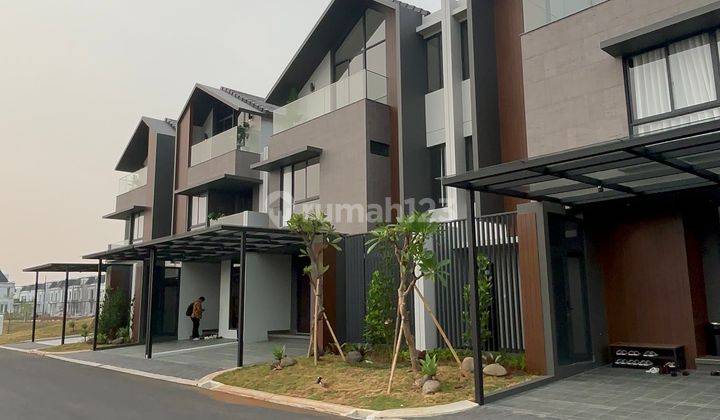 Rumah Baru 2 Lantai Type 7x13 M2 Cluster Vanica Residence Summarecon Crown Gading 2