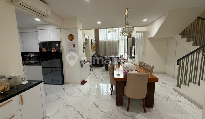 Jual Rumah Mewah Cluster Asya Matana Dengan High Ceiling yang memukau, Jakarta Garden City, Cakung 007