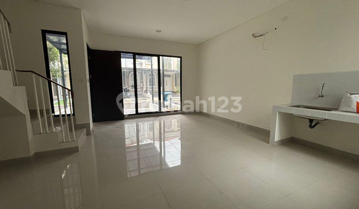 Jual Cepat Rumah Brand New Cluster Laseine Essence, Jakarta Garden City, Cakung 015