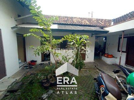 Rumah + Kost di Jl. Maluku,  di tengah kota Semarang 2