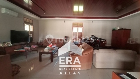 Rumah Klasik Cocok untuk Restaurant / Cafe / Penginapan Lokasi di Pusat Kota Ungaran 2