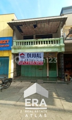 Strategically Located Shop House in Front of Mranggen Market