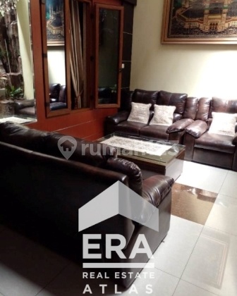 Rumah Mewah Lokasi Strategis di Suyudono Semarang 1