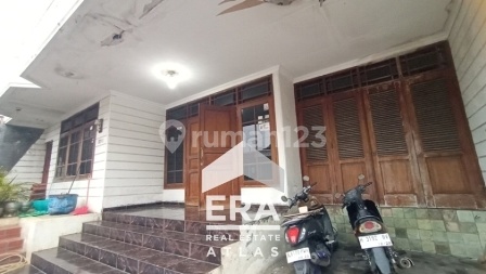 Rumah Siap Huni Lokasi Strategis di Rasamala Banyumanik
