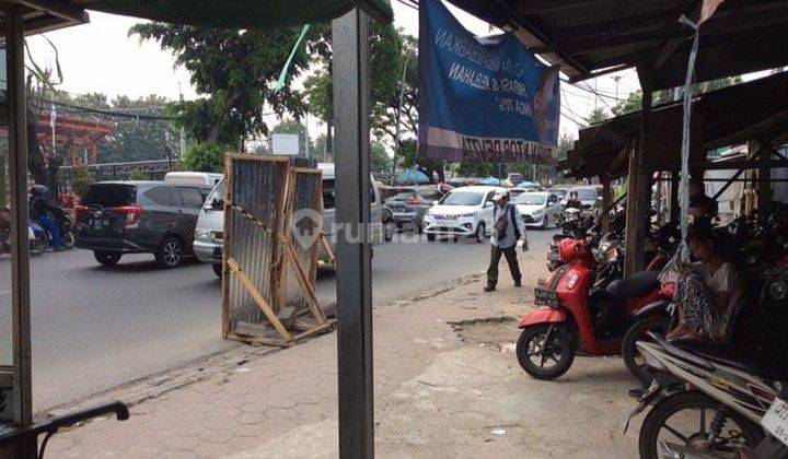 Ruko Gandeng Sebrang Stasiun Bekasi 1