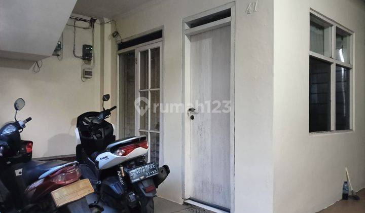 Rumah Kos 3 Kamar Ada Garasi 1