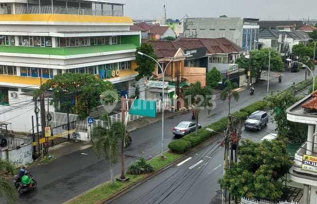 Ruko di Jl. Bulevar Galaxy