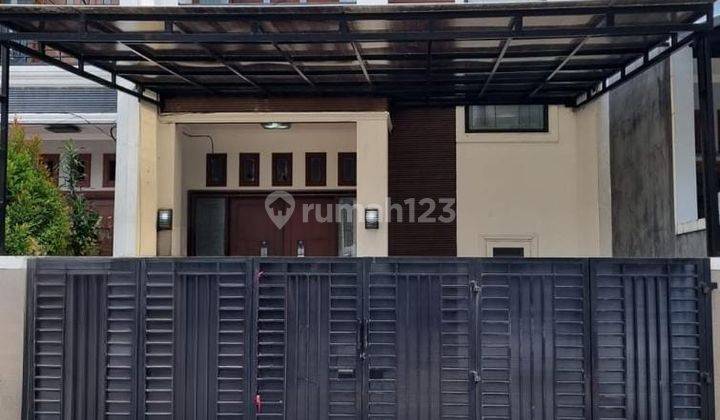 Rumah Siap Huni Minimalis Modern Billy Moon Pondok Kelapa 1