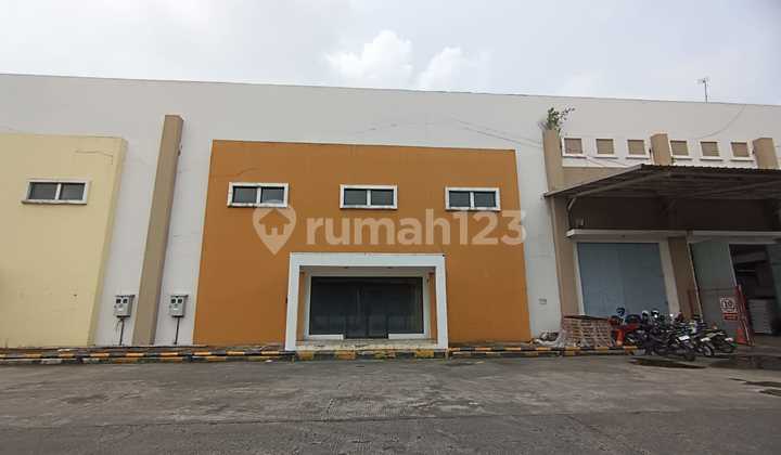 Disewa Gudang di MM 2100 Lebar 23 x 66