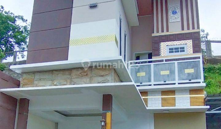 Rumah Cantik Tengah Kota Samarinda 9818 2