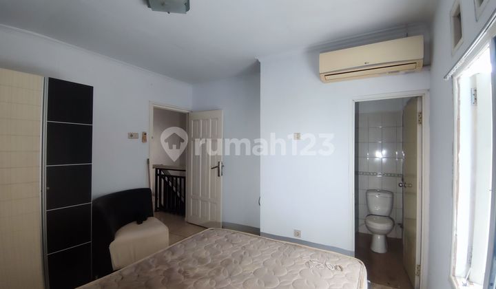 RUKO FOR RENT SUITABLE FOR WAREHOUSE OR OFFICE IN A QUIET HOUSING ESTATE MINIMUM 2 YEARS 9968 RUKO FOR RENT SUITABLE FOR WAREHOUSE OR OFFICE IN A QUIET HOUSING ESTATE MINIMUM 2 YEARS 9968