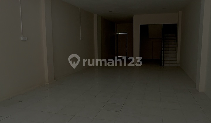 Shop House Suitable for Office Samarinda Ulu Ready to Use 6112 2