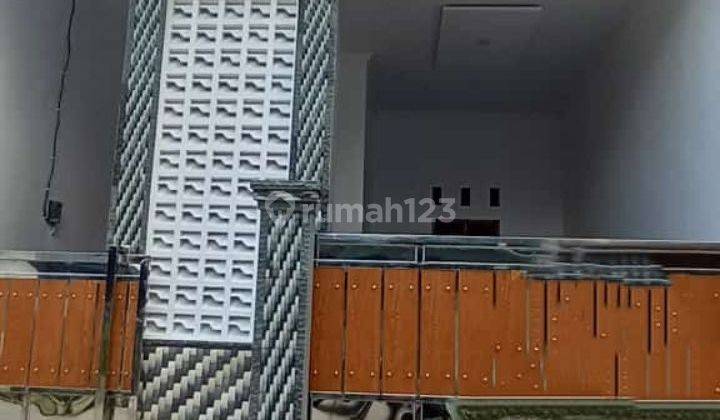 Disewakan Rumah Tingkat Kt 3 Di Komplek Alinda Kencana Bekasi 1