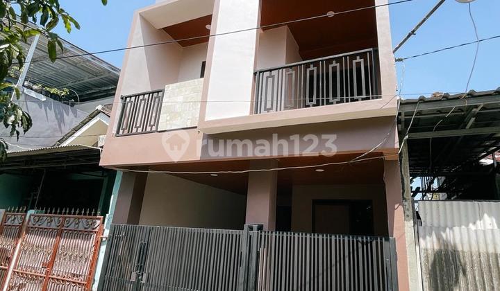 Bisa KPR, Rumah, 2 Lantai, Siap Huni di Pup Sektor 5 Bekasi(D0164)