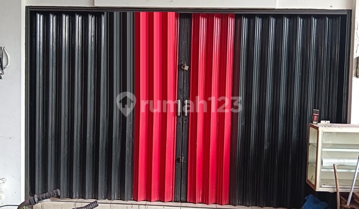 Sell cheap and strategic kiosks in Harapan Indah, Bekasi (B0716)