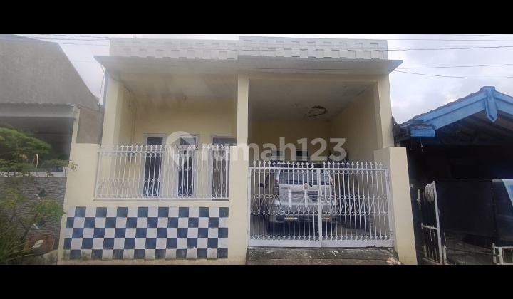 Disewakan Rumah Bagus dan Murah Kt 2 di Harapan Indah Bekasi
