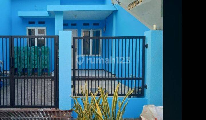 Disewakan Rumah Biru Adem Di Puri Harapan Bekasikasi  1