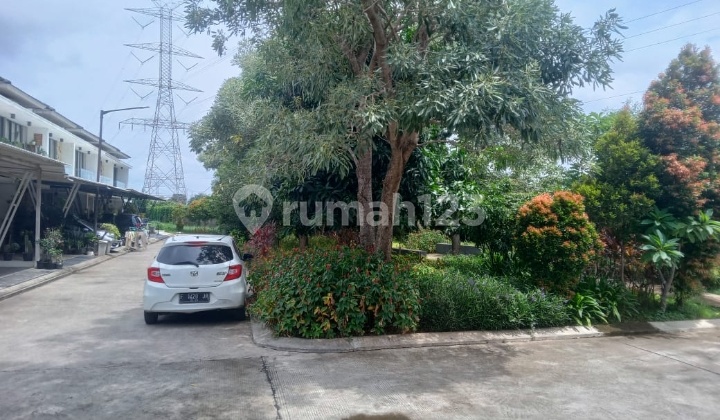 Disewakan Rumah Tingkat KT 3 di Cluster Golden City Bekasi 2