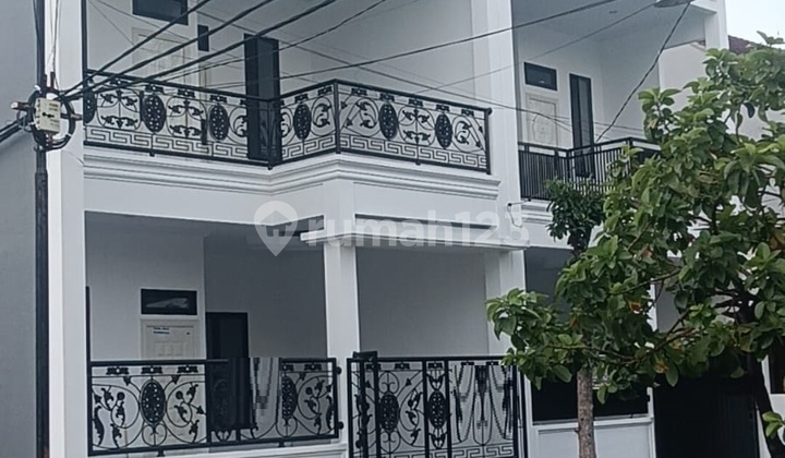 Siap Huni, Rumah, 2 Lantai, bisa KPR di Harapan Indah Bekasi Kota (D0161)
