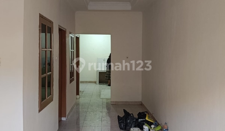 Disewakan Rumah Tingkat Kt3.di.harapan Indah.bekasi 2