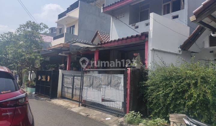 Rumah 2 Lantai Bagus Semi Furnished SHM di Metland Menteng, Jakarta Timur B0517  2