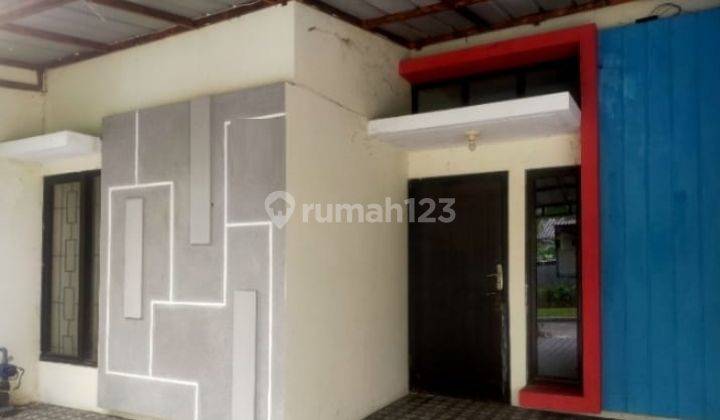 Disewakan Rumah Kt 2 Di Cluster De Residence Bekasi  1