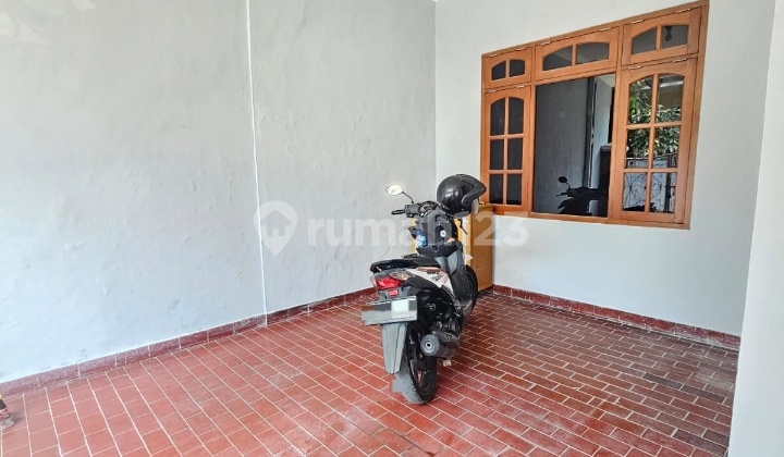 Disewakan Rumah Semi Furnish Kt 3 di Perumahan Tytyan Kencana Bekasi 2