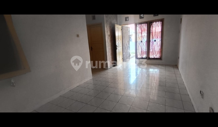 Disewakan Rumah KT 3 di Dutabumi Bekasi 2