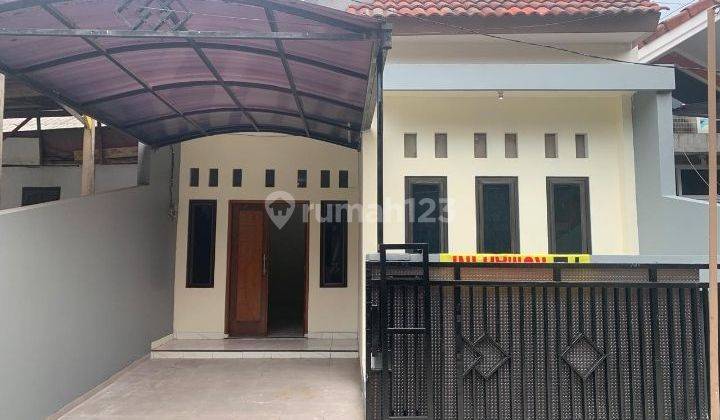 Disewakan Rumah Rapi Kt 2 Di Taman Harapan Baru Bekasi  1