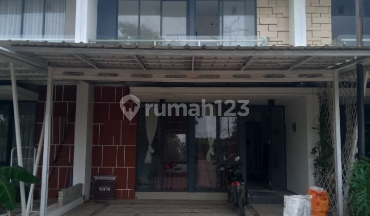 Disewakan Rumah Tingkat KT 3 di Cluster Golden City Bekasi Disewakan Rumah Tingkat KT 3 di Cluster Golden City Bekasi