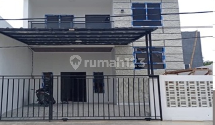 Dijual Rumah Tingkat Bagus Kt 3 di Harapan Indah Bekasi Dijual Rumah Tingkat Bagus Kt 3 di Harapan Indah Bekasi