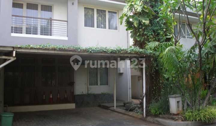 Rumah 2 Lantai Cipete Selatan 3bedroom Furnished
