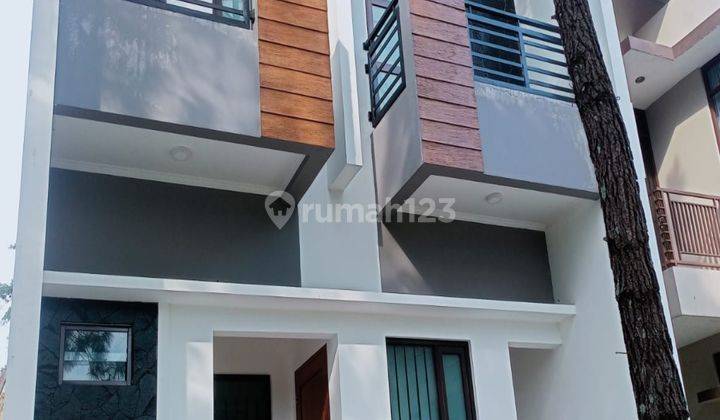  DiJual Rumah Kost Baru 3 Lantai Unfurnished di Jatinangor 1