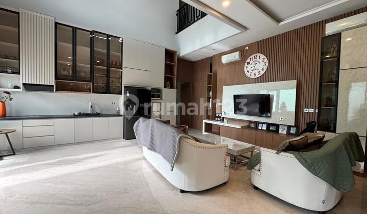 Jual Rumah 2 Lantai Semi Furnish Cluster Leora Alam Sutera  2