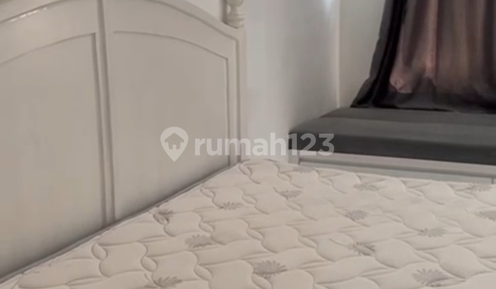 Disewa Rumah Rapi Siap Huni Semi Furnish Faraday Gading Serpong 2