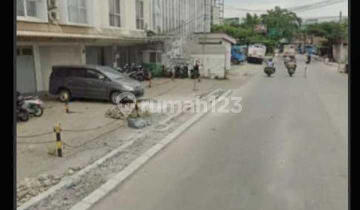 Attached 3-Storey Shop House by Main Road, Super Price Drop!!! 2