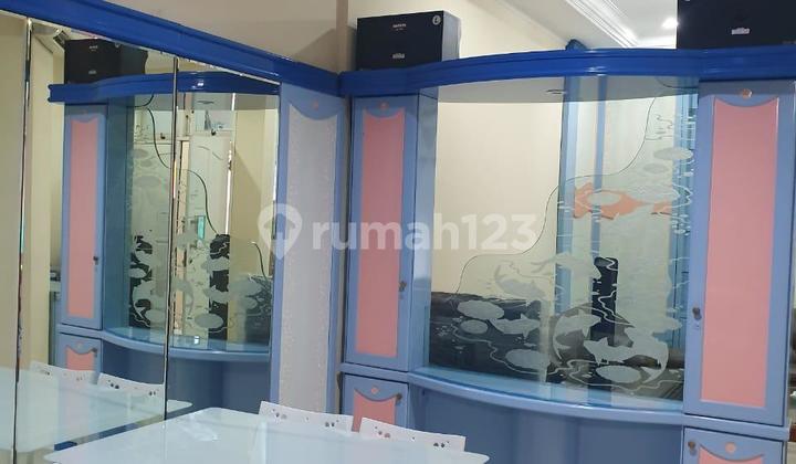 Second-hand House in Kemanggisan Area, West Jakarta 2